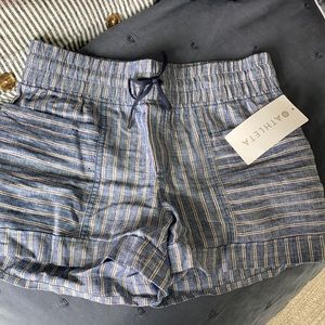 NWT Athleta Cabo Tide Linen Shorts Size 6
